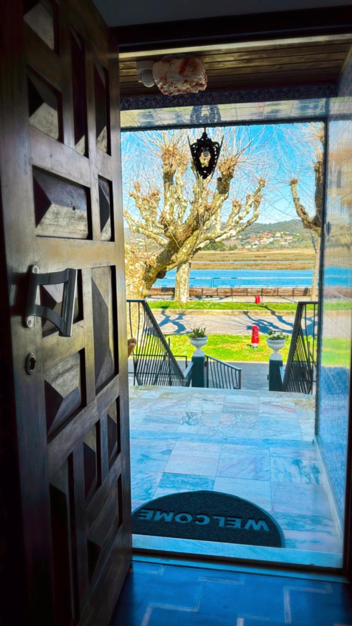 Auberge de jeunesse House Mariona à Caminha Extérieur photo